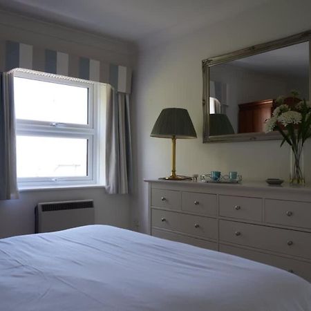 Vila Fabulous High Street Townhouse With Stunning Views & Parking At 'Eagles Nest' Falmouth Exteriér fotografie