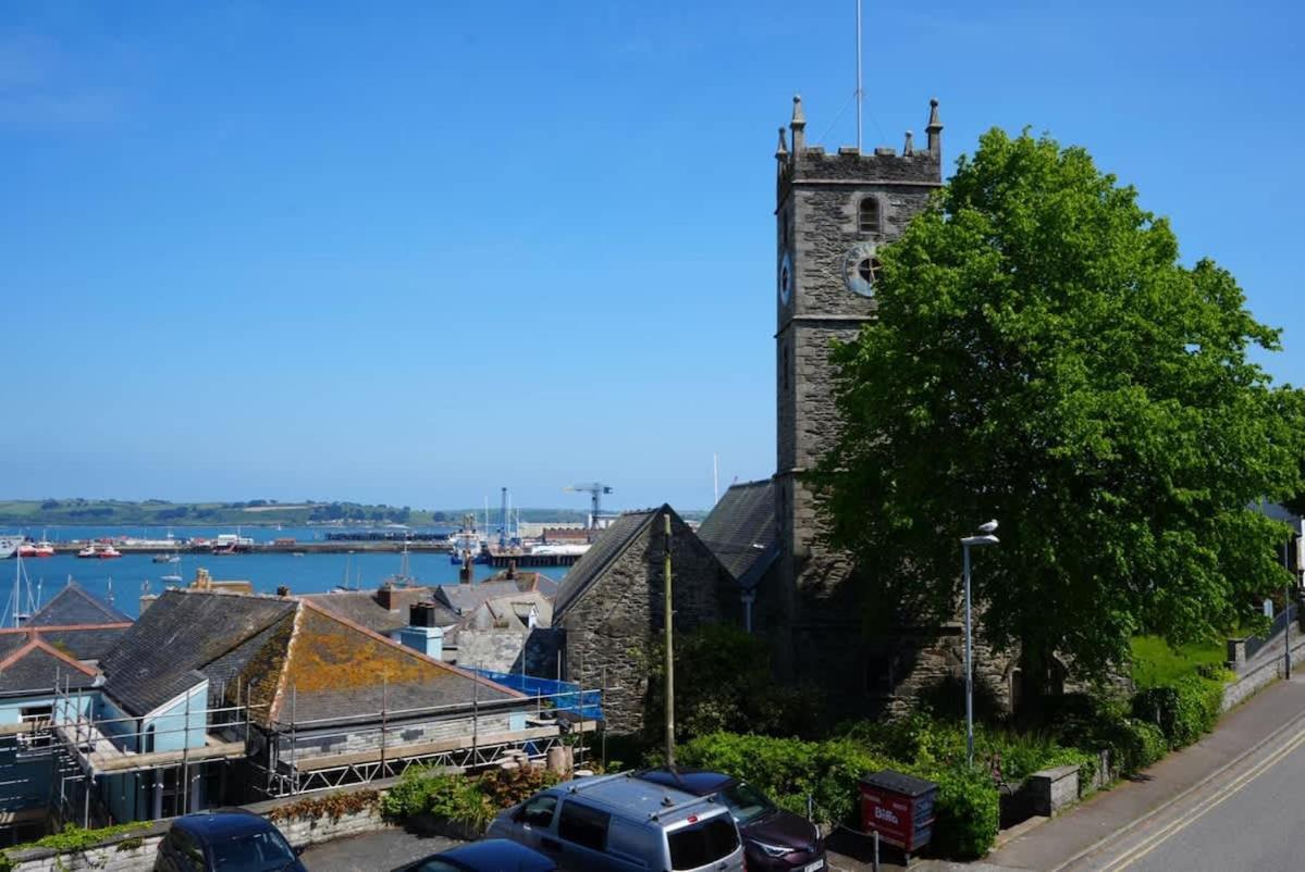 Vila Fabulous High Street Townhouse With Stunning Views & Parking At 'Eagles Nest' Falmouth Exteriér fotografie