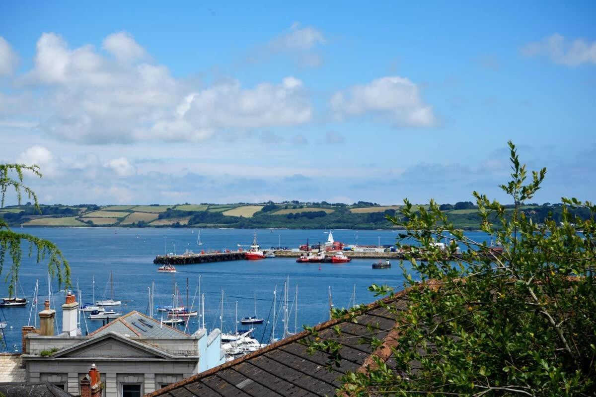 Vila Fabulous High Street Townhouse With Stunning Views & Parking At 'Eagles Nest' Falmouth Exteriér fotografie