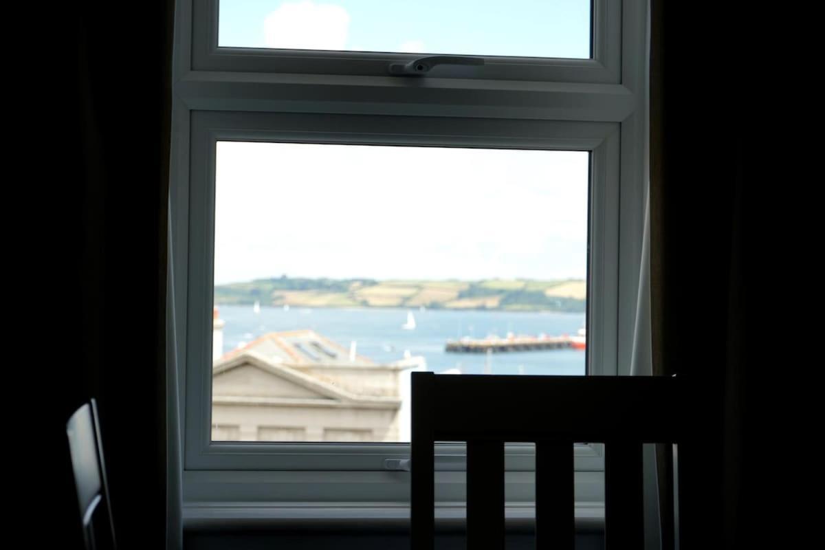 Vila Fabulous High Street Townhouse With Stunning Views & Parking At 'Eagles Nest' Falmouth Exteriér fotografie